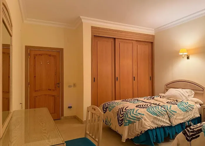 Sea View Villa *